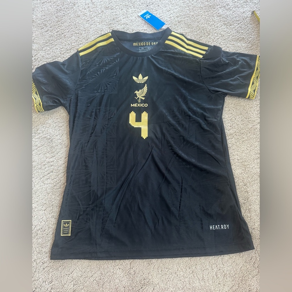 Mexico Black 2025/2026 Edson Alvarez Special Souvenir Player Version Jersey XL